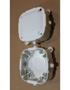 Pu 8 PUSZKA HERMET WIKAT 80x80 WKł IP44 075biała $